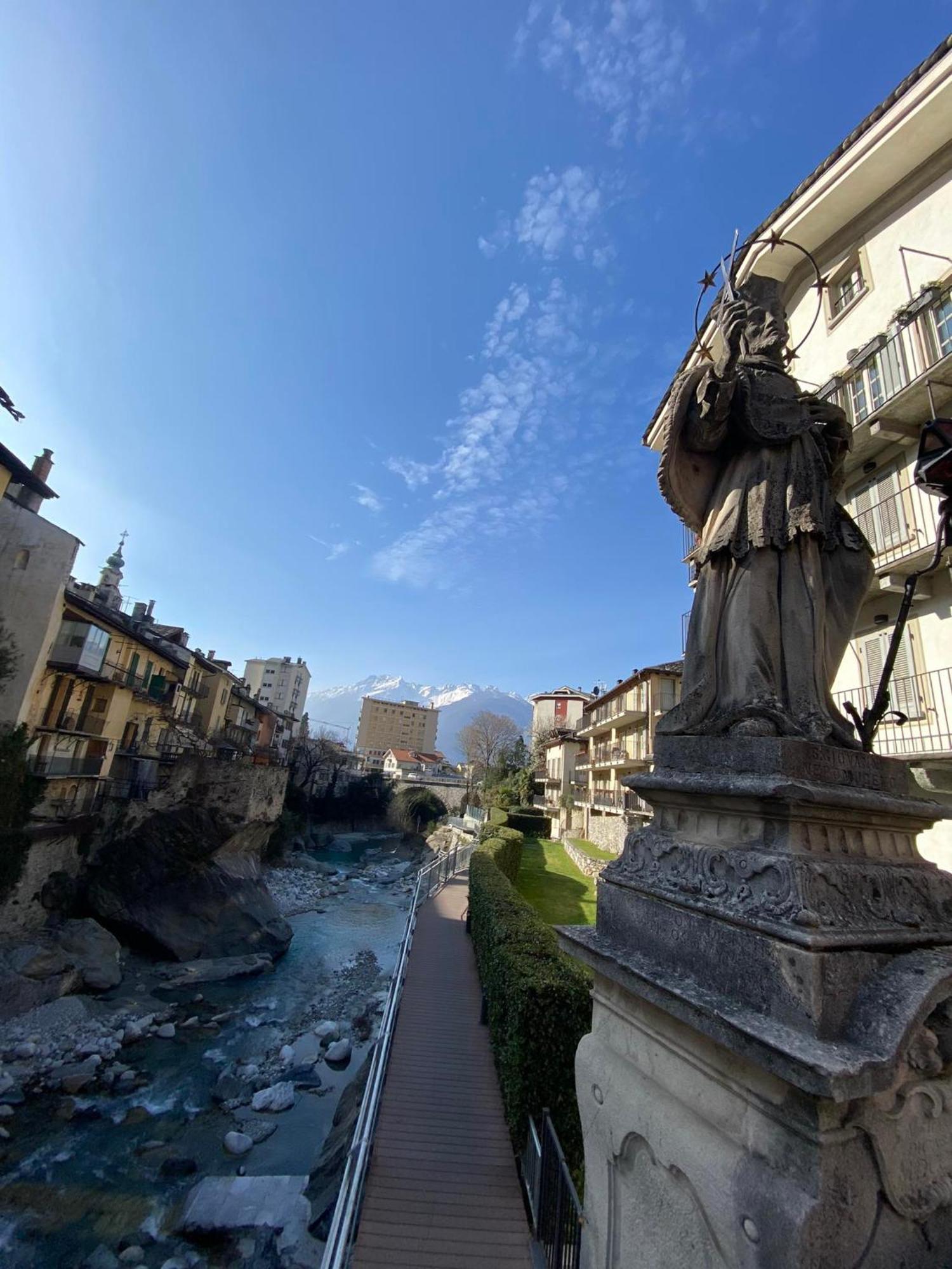Casa La Romantica Chiavenna Esterno foto
